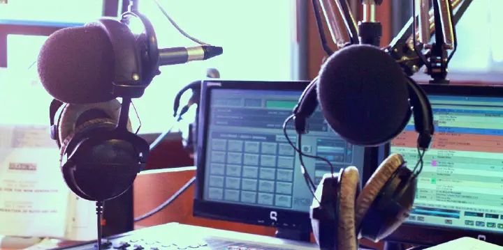 Ruang Broadcasting dan Audio Visual